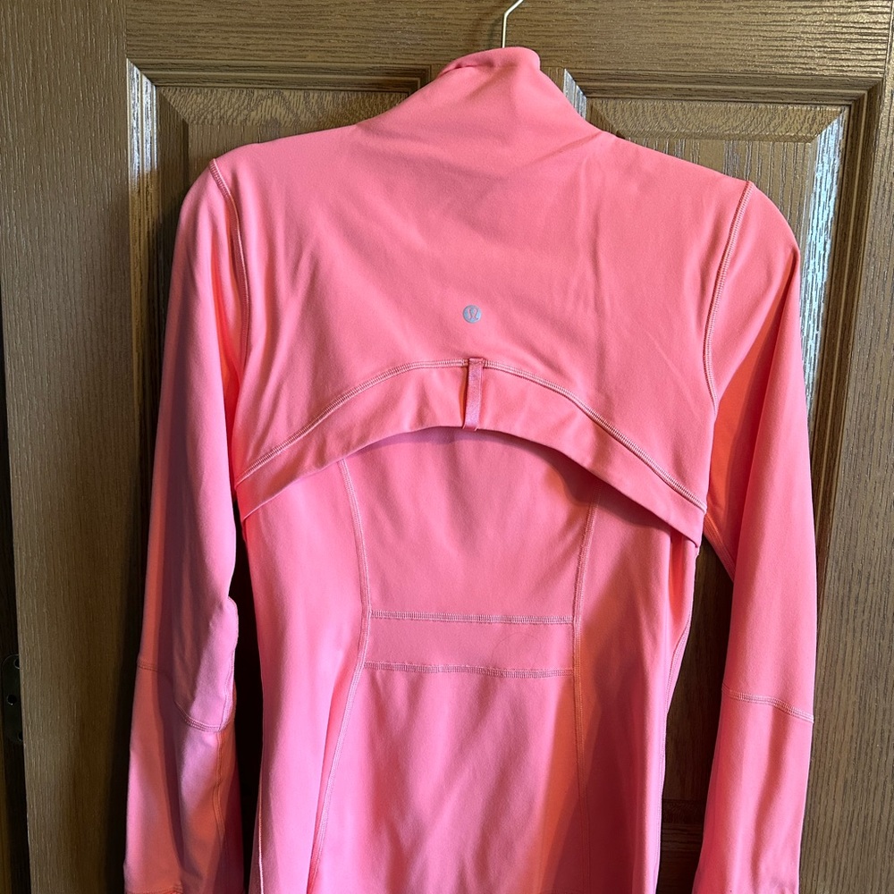 Lululemon Raspberry Cream define jacket NWOT - Picture 6 of 8